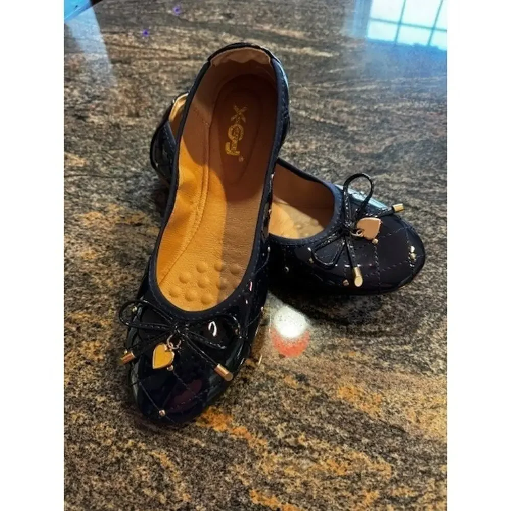 Xin Gan Jue Women's Flats EU39/US 7.5 Sapphire Shiny Slip On Pointed Toe Bow NEW